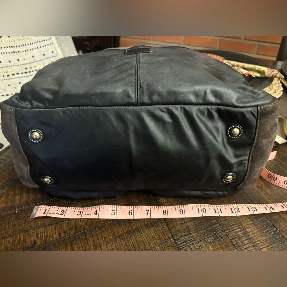 Coach Black Nylon & Brown Suede Baby Bag with Cream Strap🥰